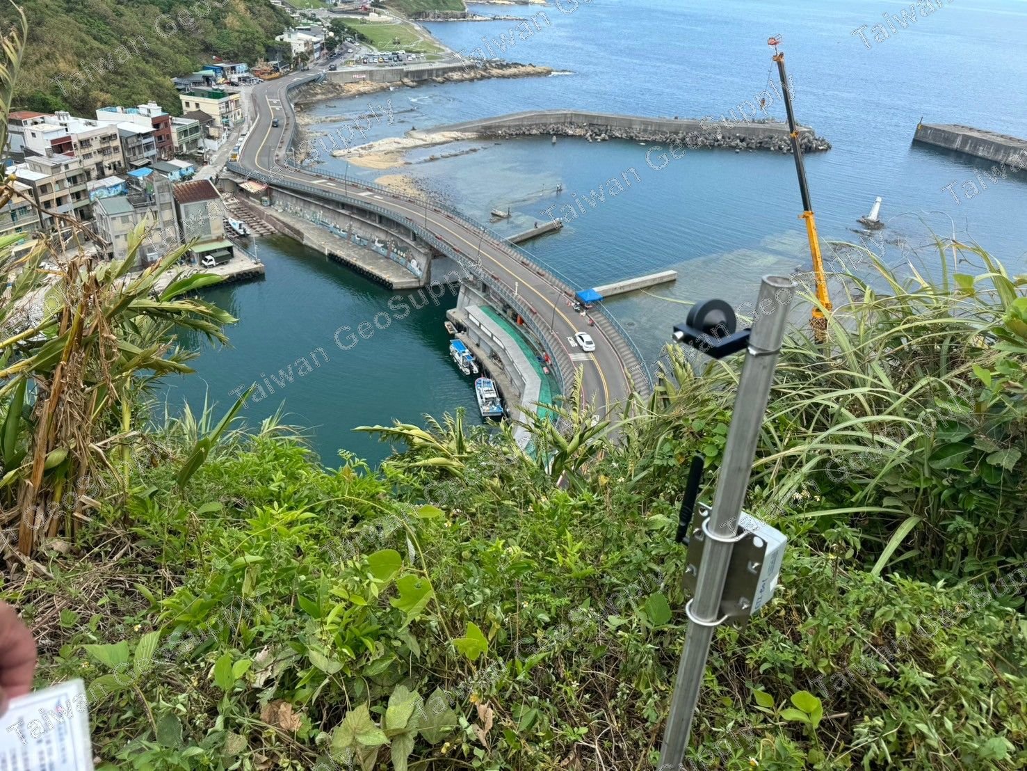 Monitoring equipment installation photo