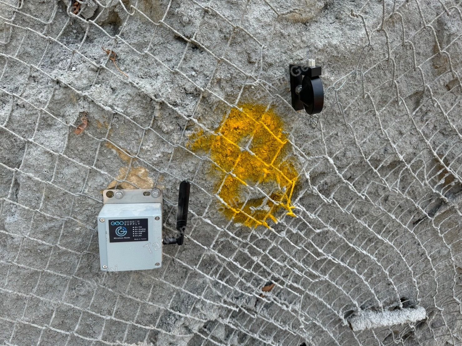 Monitoring equipment installation photo