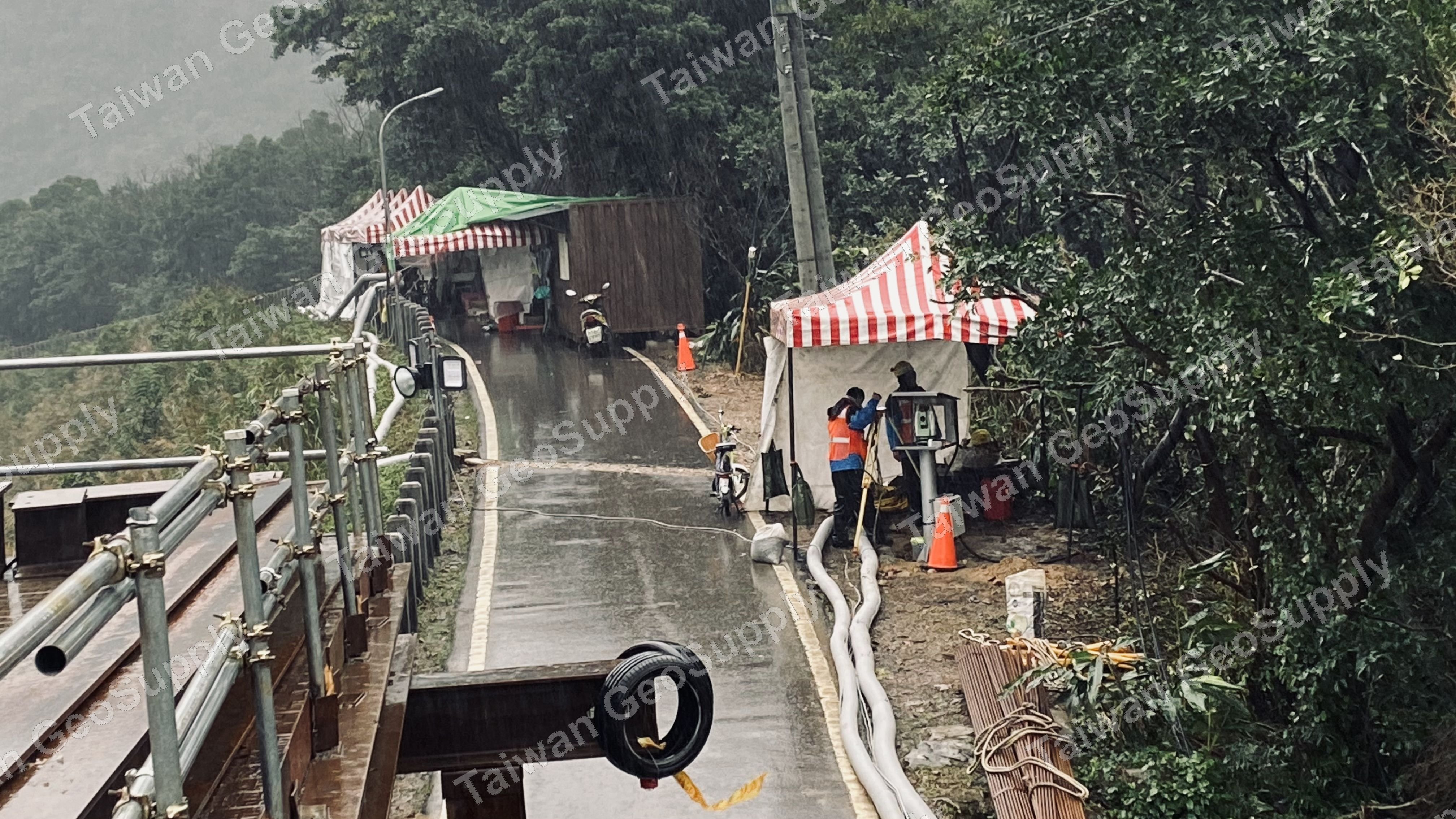 全測站經緯儀監測設備照片